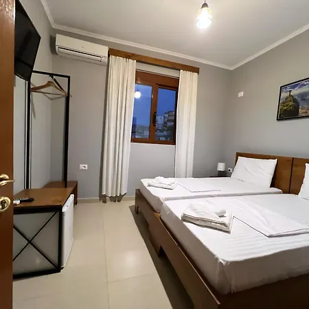 Adrian Hotel 4*