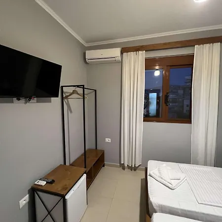 Adrian Hotel 4*