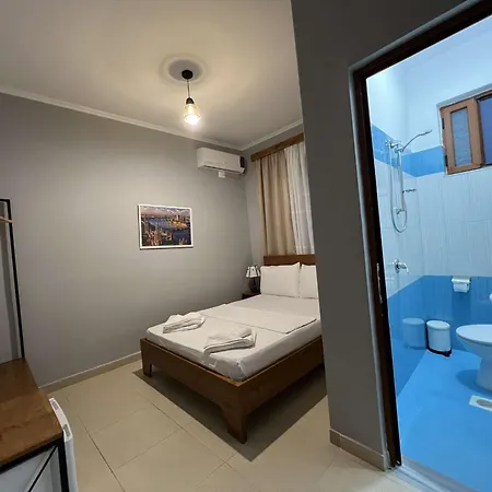 Adrian Hotel