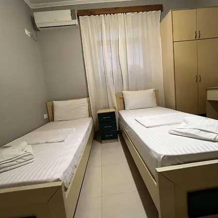 Hotel Adrian